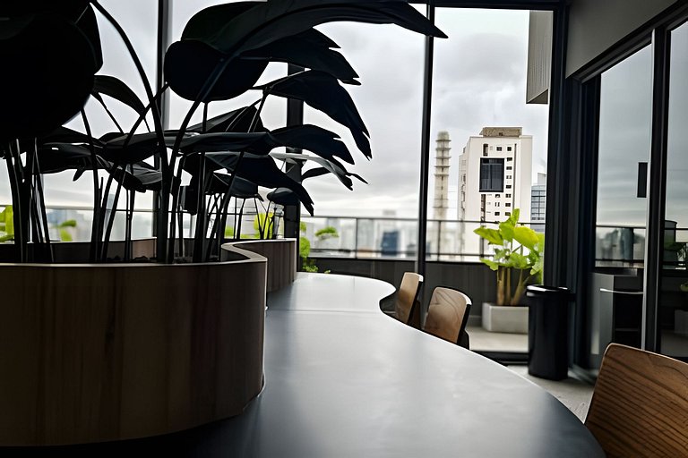 Praticidade | Studio com Piscina Rooftop e Sauna