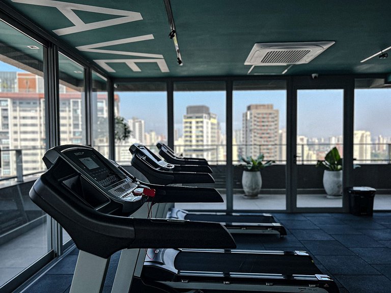 Studio Charmoso com Piscina Rooftop