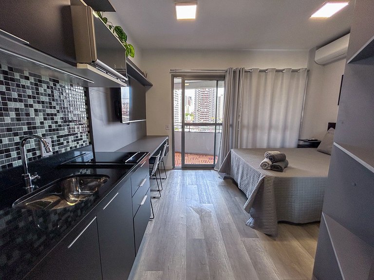 Praticidade | Studio com Piscina Rooftop e Sauna