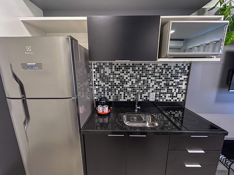 Praticidade | Studio com Piscina Rooftop e Sauna