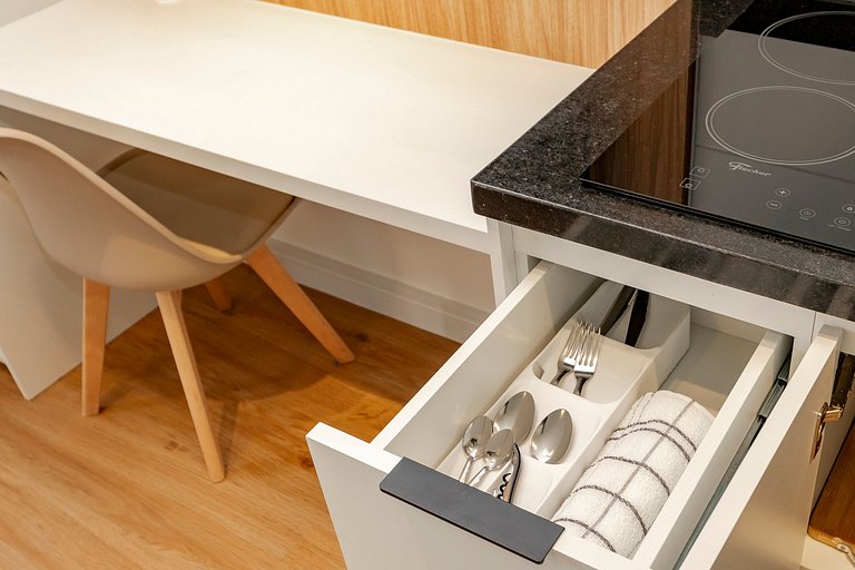 Studio Charmoso com Piscina Rooftop