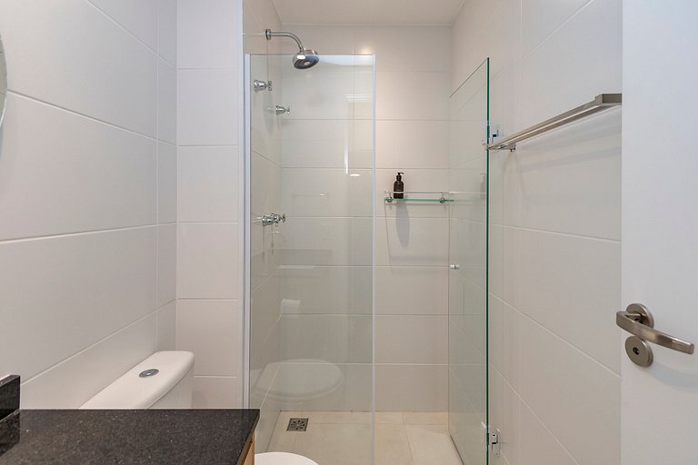 Studio Charmoso com Piscina Rooftop