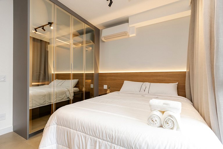 Studio Charmoso com Piscina Rooftop