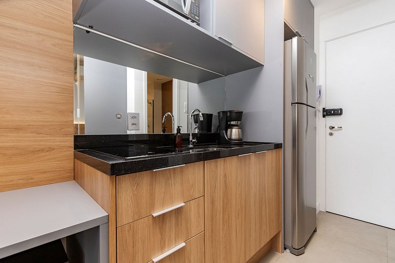 Studio Charmoso com Piscina Rooftop