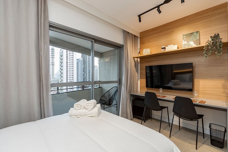 Studio Charmoso com Piscina Rooftop