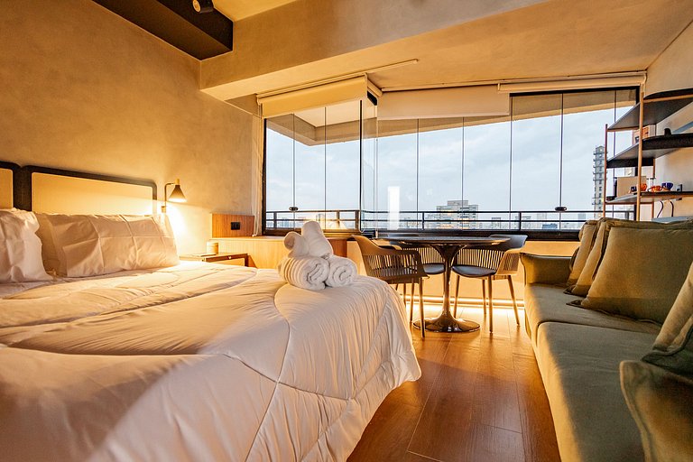 Studio Charmoso com Piscina Rooftop