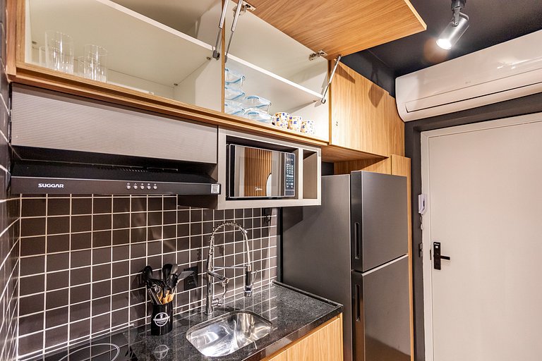 Studio Charmoso com Piscina Rooftop