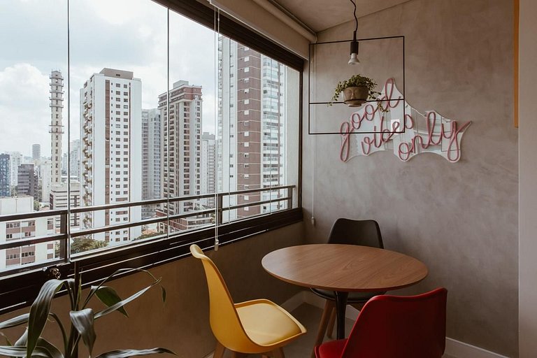 Studio Charmoso com Piscina Rooftop