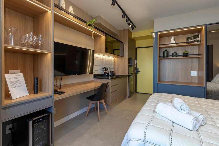 Studio Charmoso com Piscina Rooftop