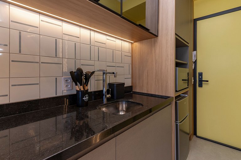 Studio Charmoso com Piscina Rooftop