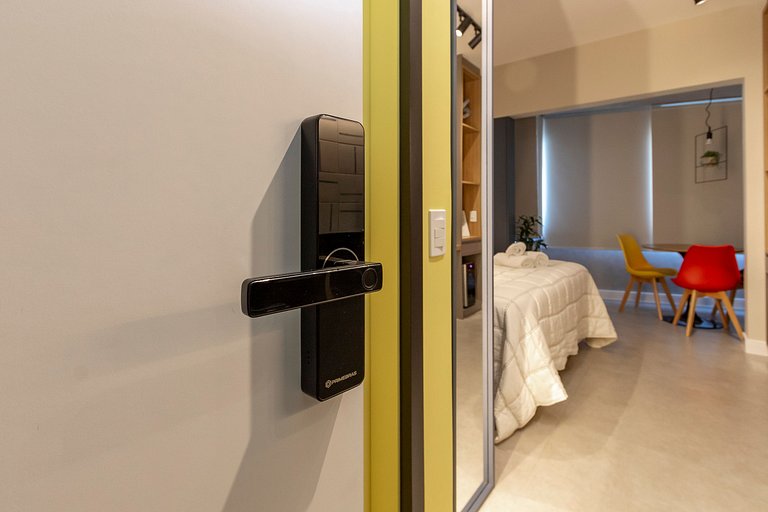 Studio Charmoso com Piscina Rooftop