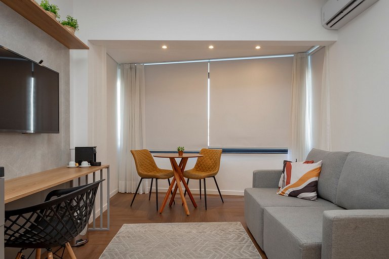 Studio Charmoso com Piscina Rooftop