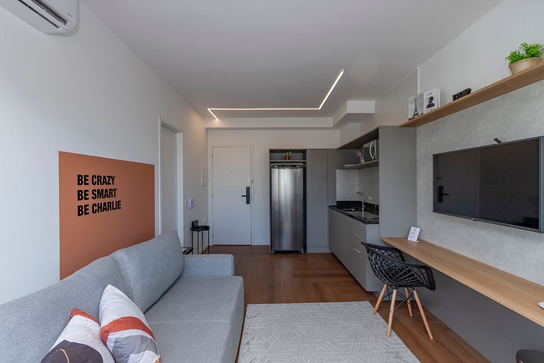 Studio Charmoso com Piscina Rooftop