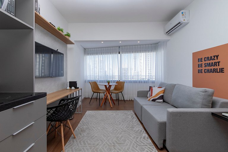 Studio Charmoso com Piscina Rooftop