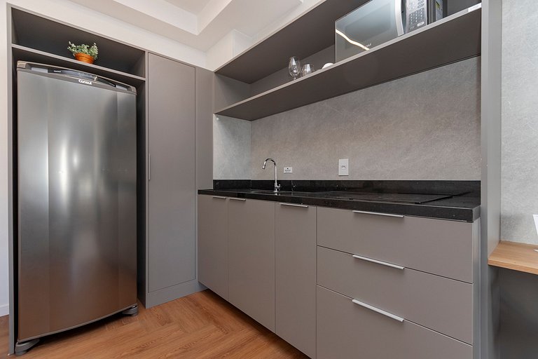 Studio Charmoso com Piscina Rooftop