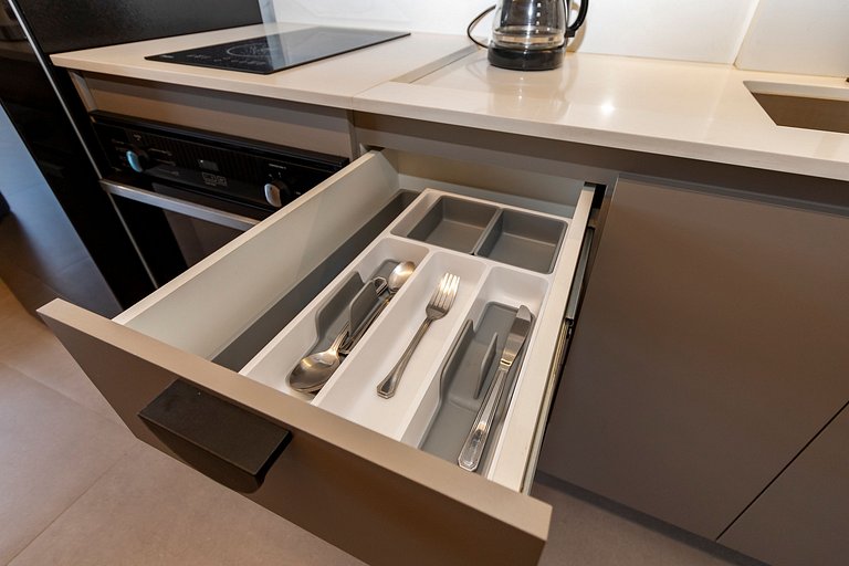 Belo Studio c/ mezanino em Moema | Piscina Rooftop