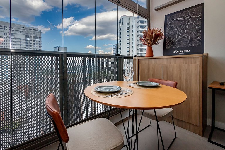 Belo Studio c/ mezanino em Moema | Piscina Rooftop