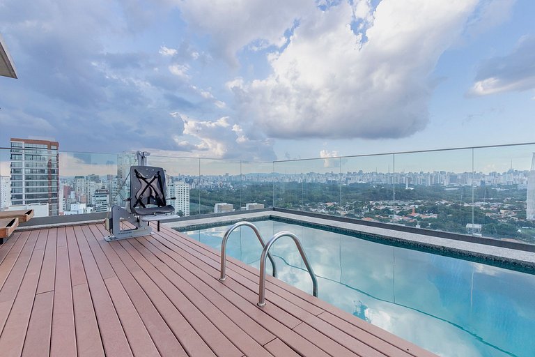 Belo Studio c/ mezanino em Moema | Piscina Rooftop