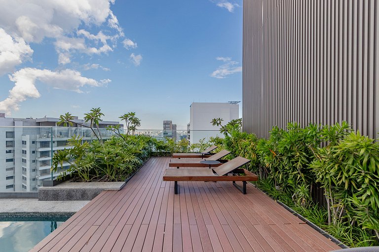 Belo Studio c/ mezanino em Moema | Piscina Rooftop