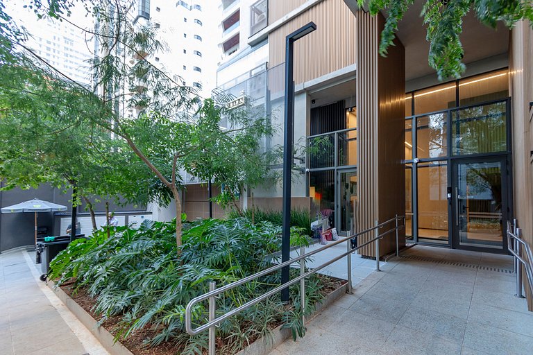 Belo Studio c/ mezanino em Moema | Piscina Rooftop