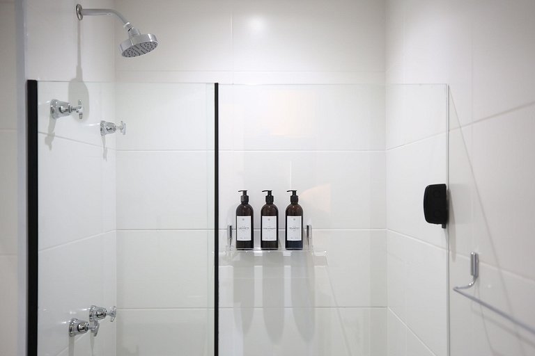 Sofisticação e Conforto | Piscina Rooftop e Sauna