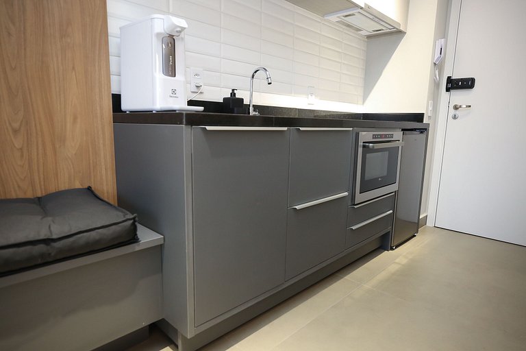 Studio Charmoso com Piscina Rooftop