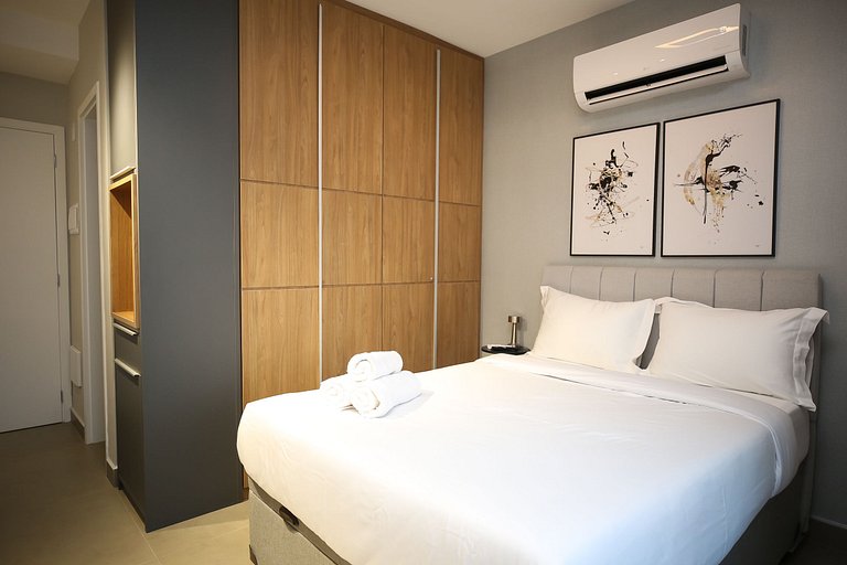 Studio Charmoso com Piscina Rooftop