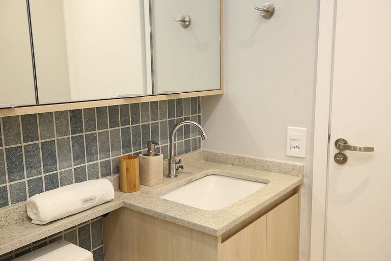 Studio Charmoso com Piscina Rooftop