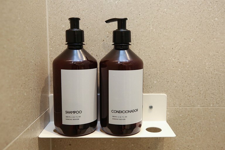 Studio Charmoso com Piscina Rooftop