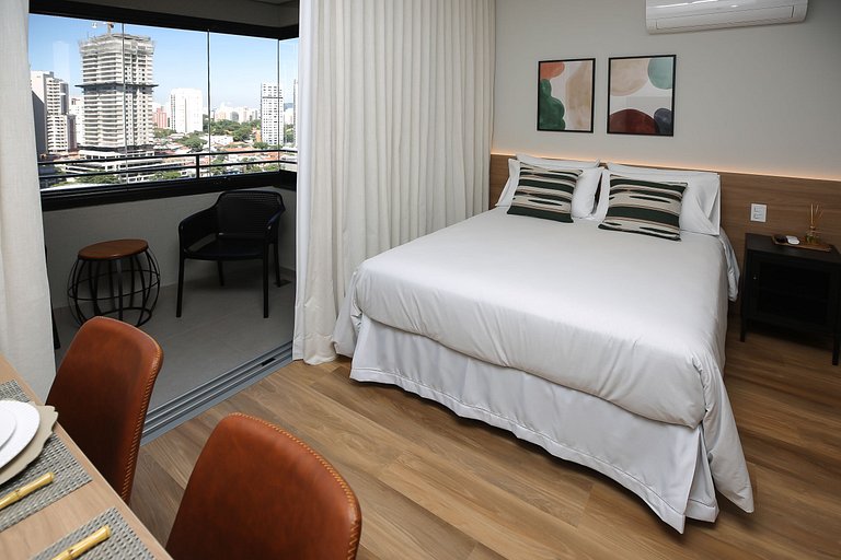 Studio Charmoso com Piscina Rooftop