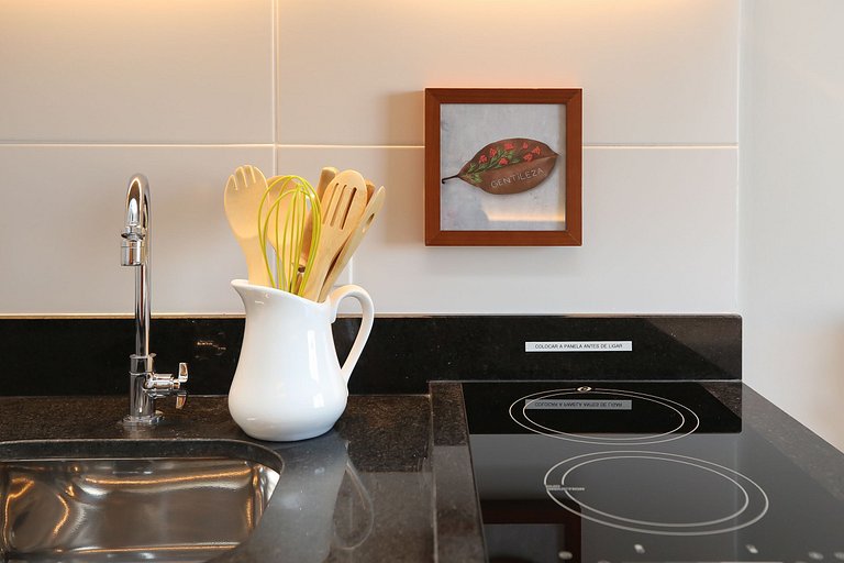 Studio Charmoso com Piscina Rooftop