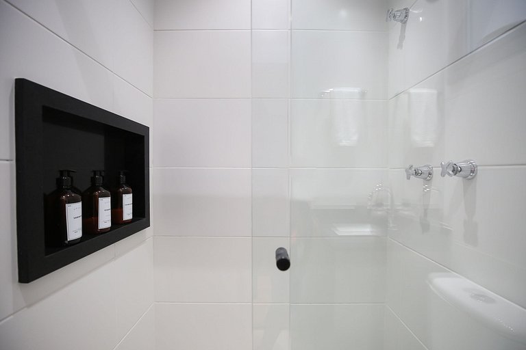 Studio Charmoso com Piscina Rooftop