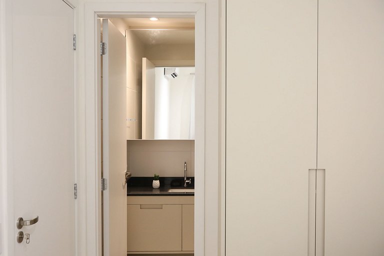 Studio Charmoso com Piscina Rooftop