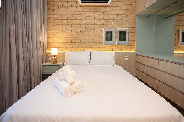 Studio Charmoso com Piscina Rooftop