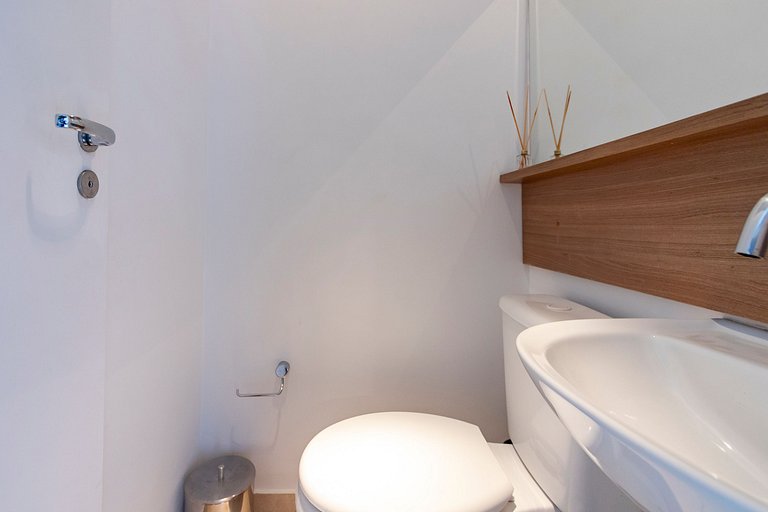 Belo Loft 19º andar c/ Garagem | ao lado do WTC