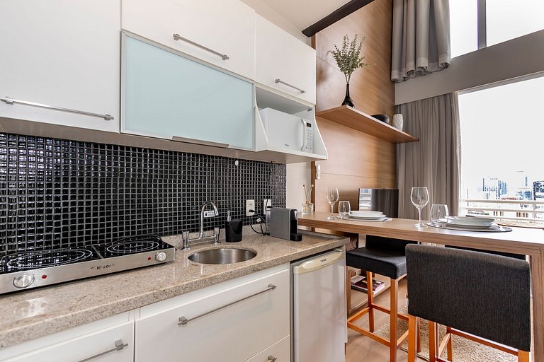 Belo Loft 21º andar c/ Garagem | ao lado do WTC