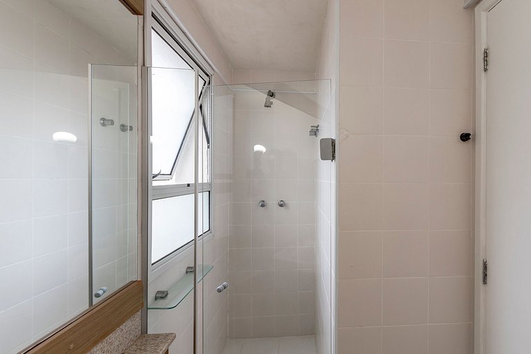 Belo Loft 21º andar c/ Garagem | ao lado do WTC