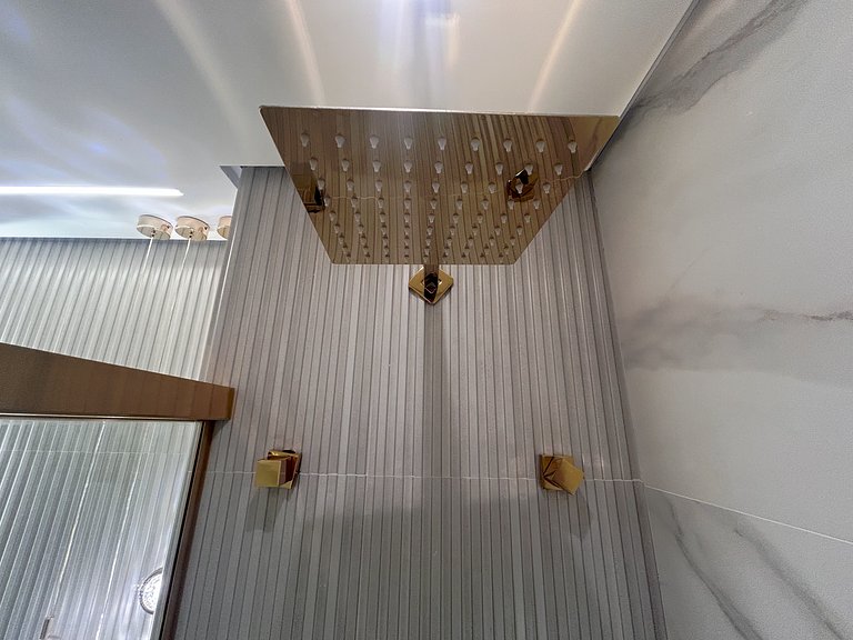 Sofisticação e Conforto | Piscina Rooftop e Sauna