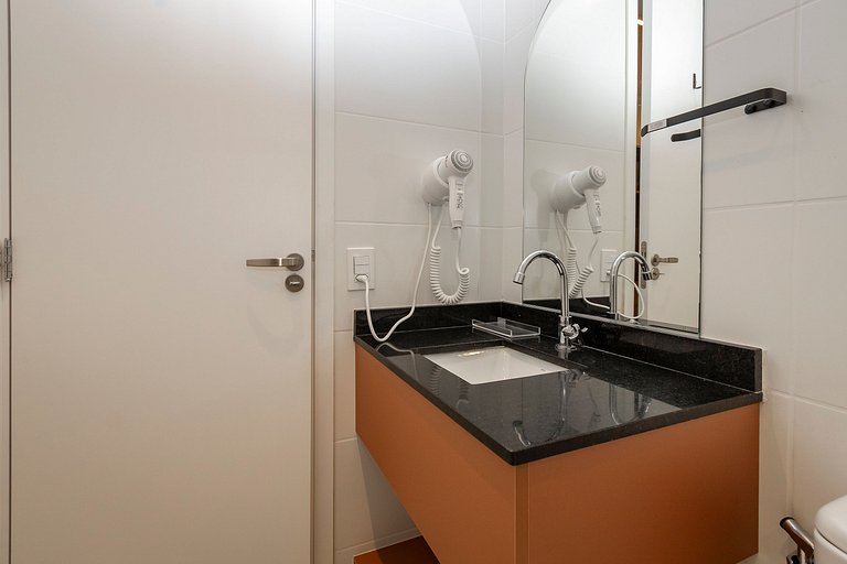 Sofisticação e Conforto | Piscina Rooftop e Sauna