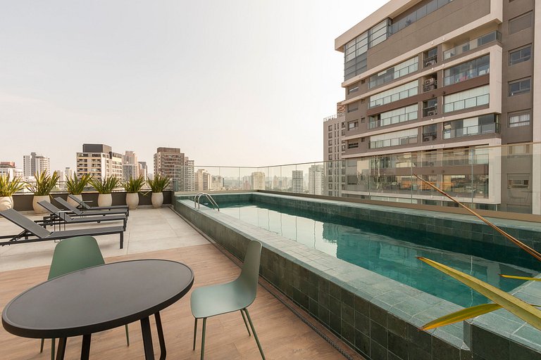 Sofisticação e Conforto | Piscina Rooftop e Sauna