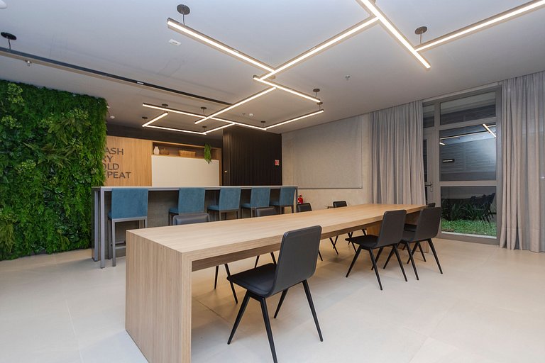 Belo Studio c/ Rooftop, Sauna e Academia