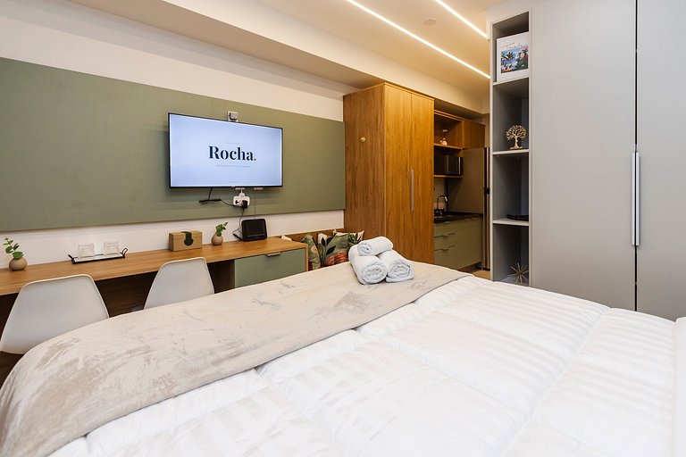 Belo Studio c/ Rooftop, Sauna e Academia