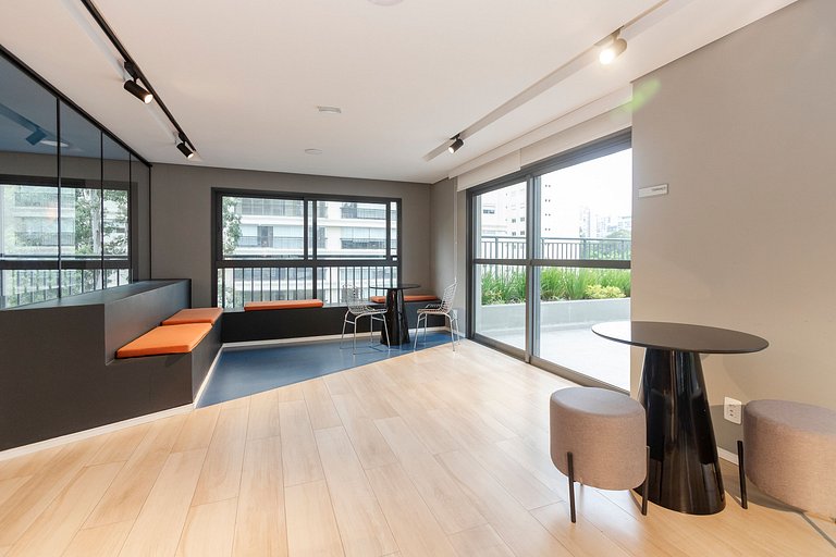 Movi Studio c/ Piscina, Academia e Coworking